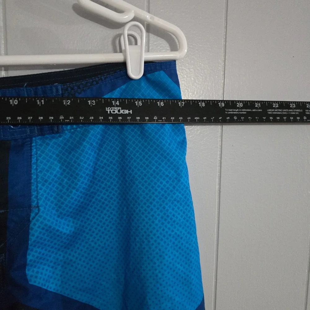 Quiksilver Cypher Series‎ Board Shorts Mens 34 Blue Geometric Striped 101068